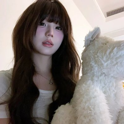 怪笑少女